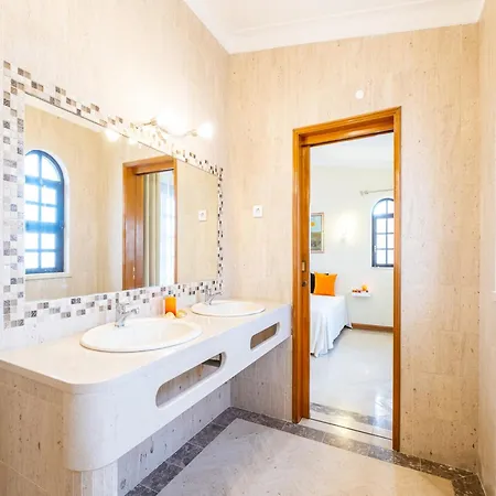 Holiday Home In Albufeira Near Castelo Beach Villa Albufeira